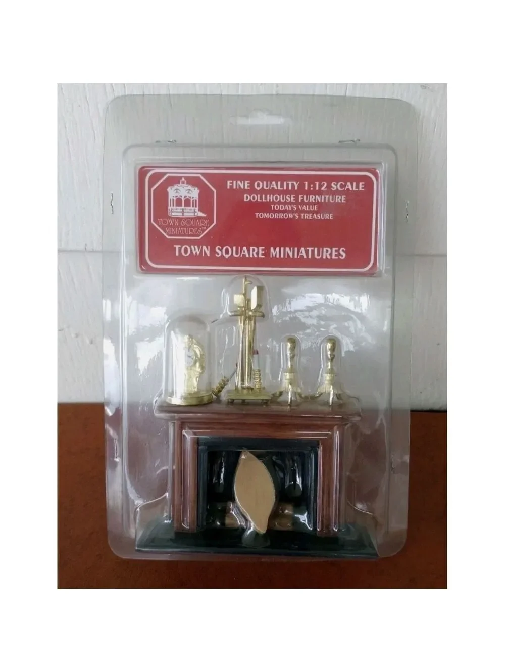 Dollhouse Fireplace Tools Mantle Clock TOWN SQUARE MINIATURES Cherry Wood NOS